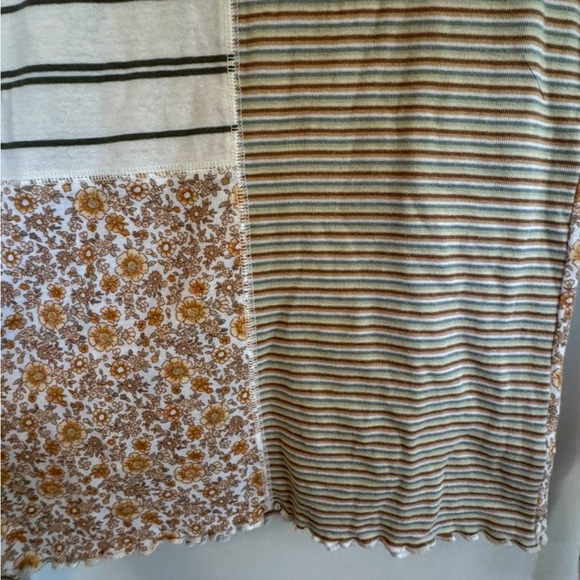 American Eagle Outfitters Floral and Striped Patchwork Long Sleeve Medium - Picture 3 of 5